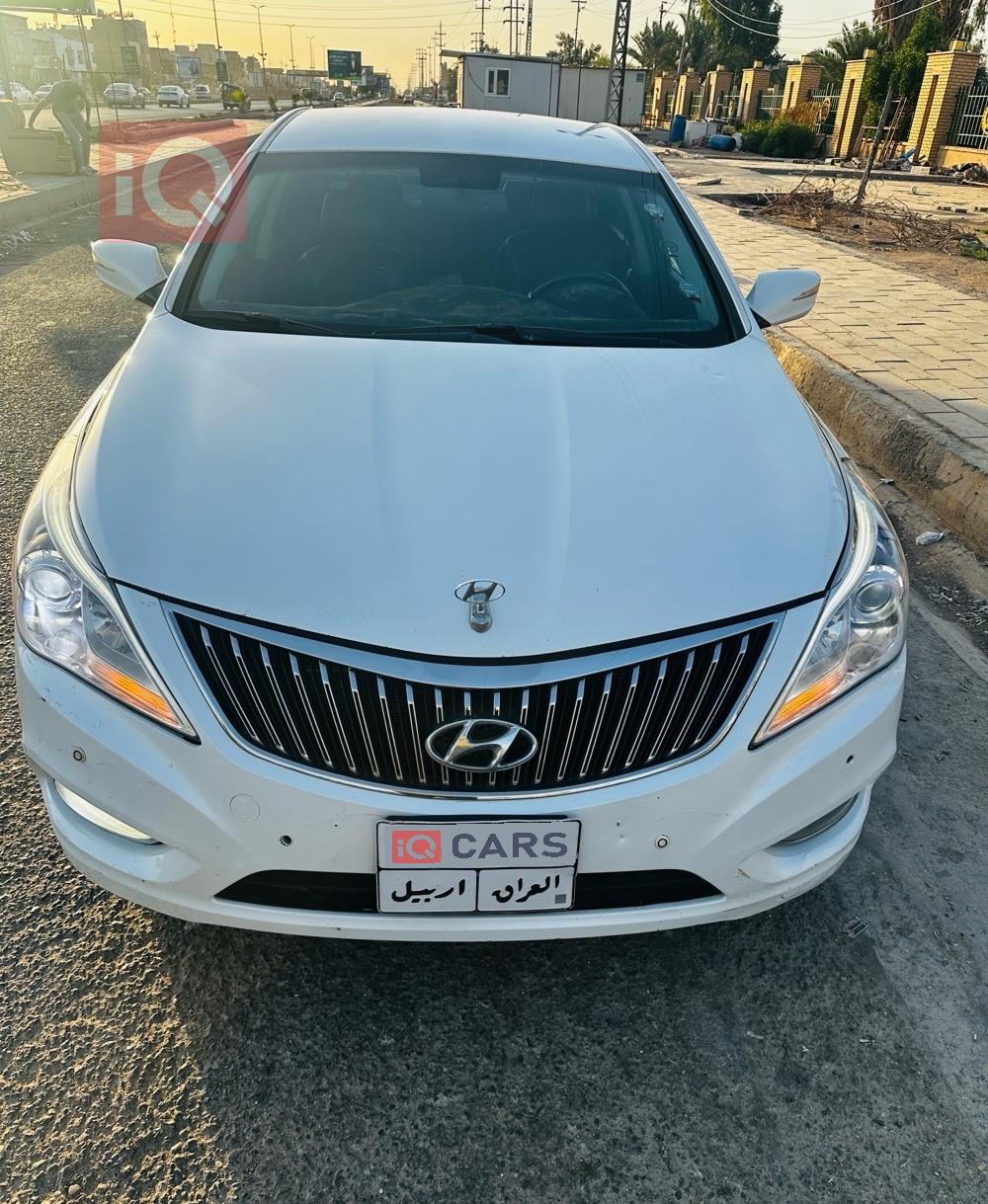 هیوندای ازێرا